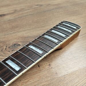 CBS strat neck binding